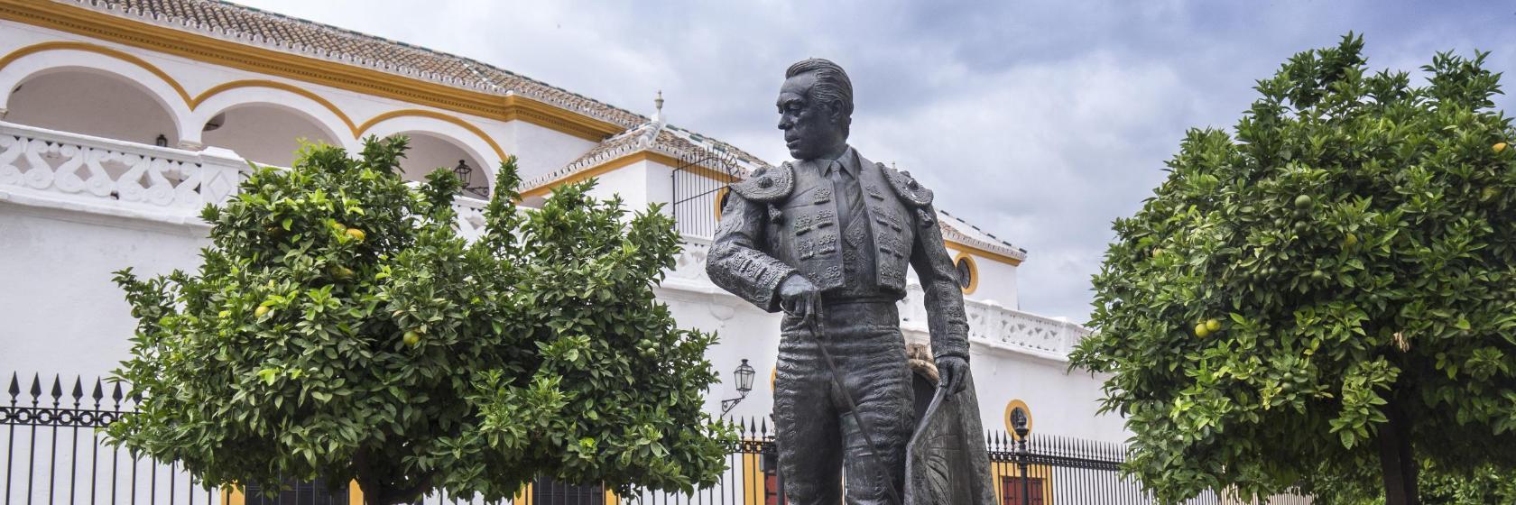 la Plaza de toros de la Real Maestranza de Caballería